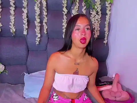 CloeMorenti  online show from 04/14/26, 03:33