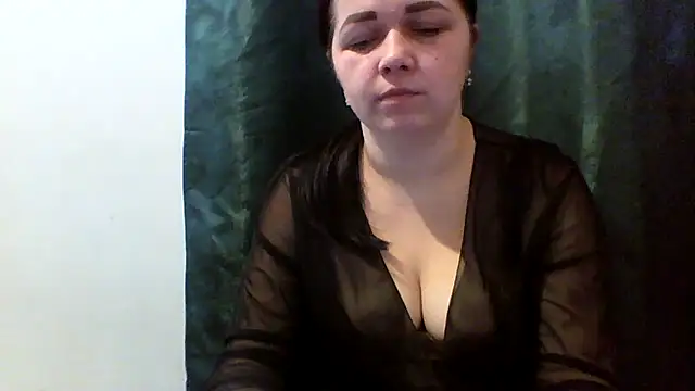 Vitalina282128 online show from 02/22/26, 09:00