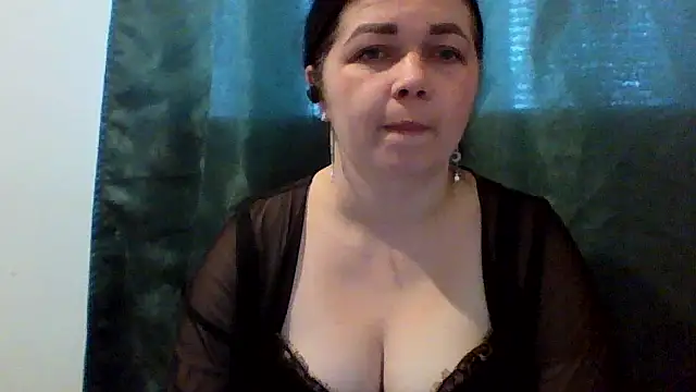 Vitalina282128 online show from 05/18/26, 09:14