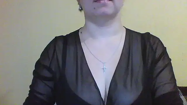 Vitalina282128 online show from 11/20/25, 07:25