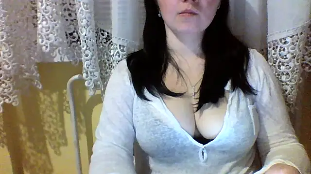 Vitalina282128 online show from 01/13/26, 08:46