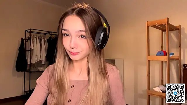 HoaPatton online show from 11/28/25, 11:32