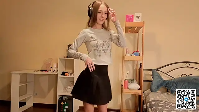 HoaPatton online show from 12/05/25, 11:09