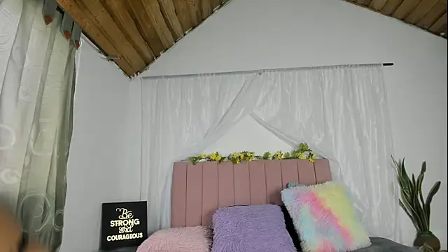 Jedah18 online show from 12/18/25, 08:23