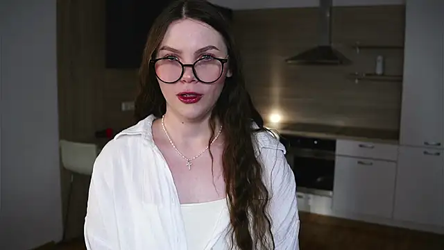 Snapshot of BelvaCaimi chatting on 11/25/25, 06:14 BelvaCaimi online show from 11/25/25, 06:14