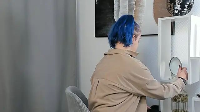 CaroleeSchlegel online show from 11/11/25, 02:34