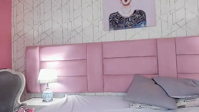 KiikiLovee online show from 11/26/25, 04:34