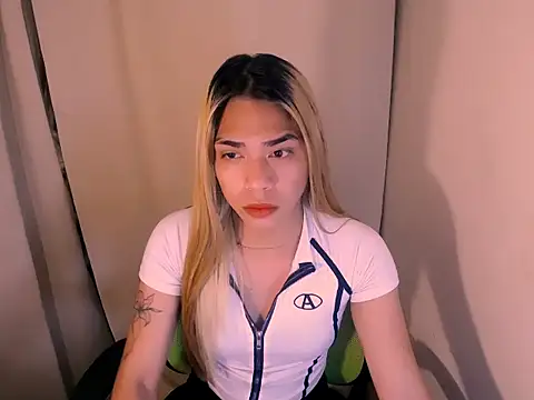 velvetviper06 online show from 04/07/26, 03:30