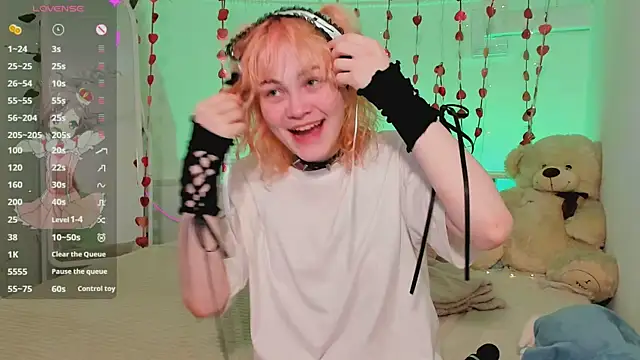 Awawrin online show from 11/30/25, 08:53