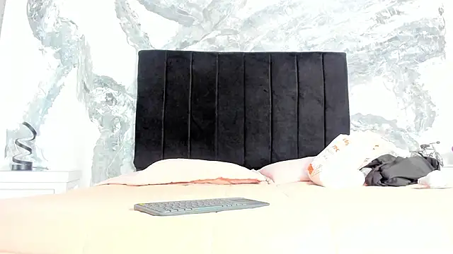 lilithDraven  online show from 03/13/26, 04:39