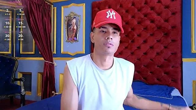 Snapshot of PeterSanders1 chatting on 11/11/25, 12:00 PeterSanders1 online show from 11/11/25, 12:00