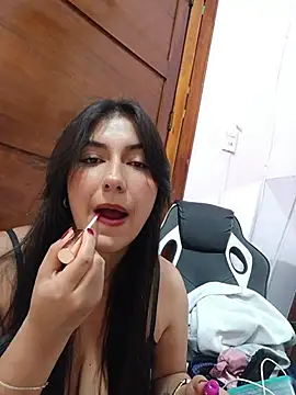 ViolettaWalton1 online show from 06/07/26, 03:23