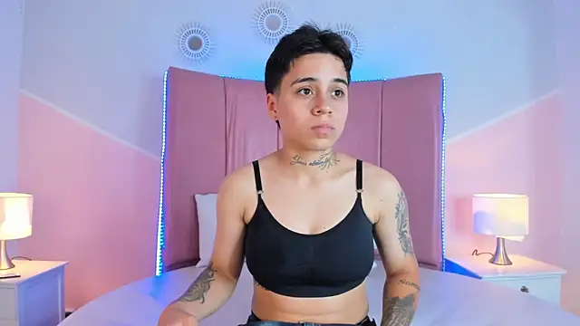 noah wells online show from 11/12/25, 07:51