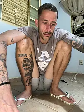 Snapshot of Lucasjandre chatting on 04/03/26, 08:43 Lucasjandre online show from 04/03/26, 08:43