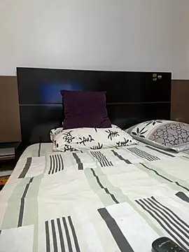 Snapshot of Lucasjandre chatting on 02/14/26, 02:06 Lucasjandre online show from 02/14/26, 02:06