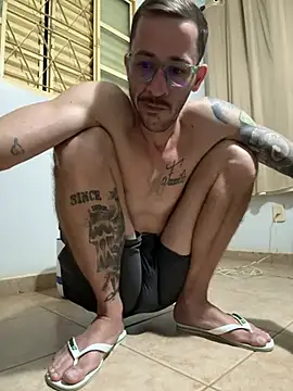 Snapshot of Lucasjandre chatting on 04/14/26, 06:29 Lucasjandre online show from 04/14/26, 06:29