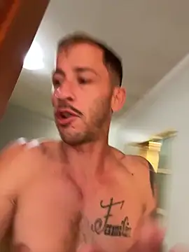 Snapshot of Lucasjandre chatting on 04/05/26, 12:12 Lucasjandre online show from 04/05/26, 12:12