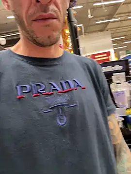 Snapshot of Lucasjandre chatting on 03/21/26, 11:30 Lucasjandre online show from 03/21/26, 11:30