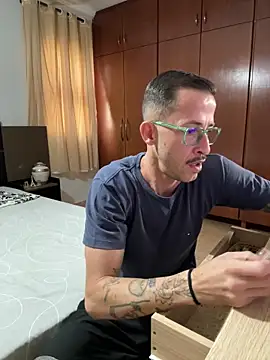 Snapshot of Lucasjandre chatting on 04/09/26, 08:04 Lucasjandre online show from 04/09/26, 08:04