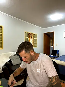 Lucasjandre online show from 12/04/25, 09:30