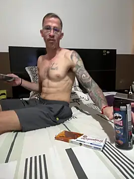 Snapshot of Lucasjandre chatting on 02/11/26, 08:31 Lucasjandre online show from 02/11/26, 08:31