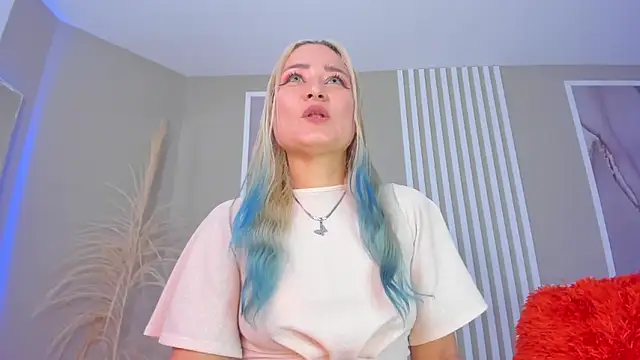 AlexaColdd online show from 12/20/25, 01:14