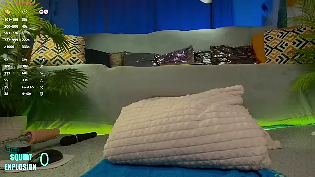 Snapshot of sonya_keller_32 chatting on 11/28/25, 05:35 sonya keller 32 online show from 11/28/25, 05:35