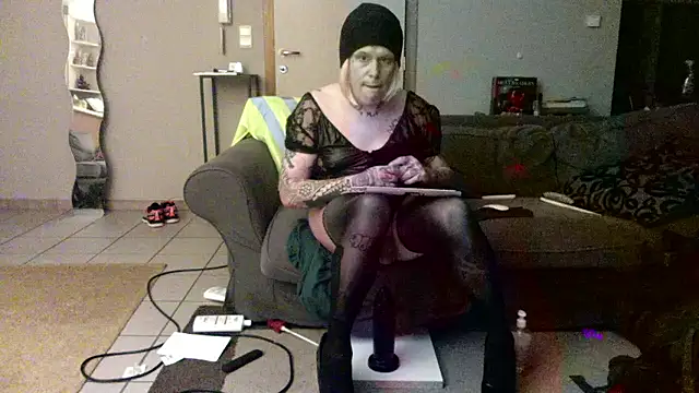 mpbe online show from 01/11/26, 01:34