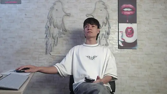 axel milo kairo and noa online show from 02/07/26, 05:54