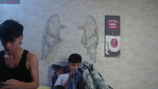 axel milo kairo and noa online show from 02/10/26, 05:23