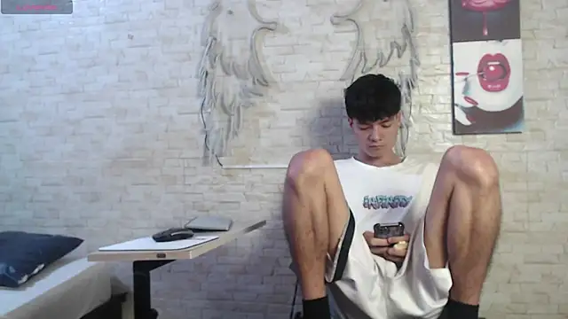 axel milo kairo and noa online show from 02/20/26, 03:58