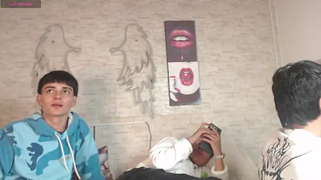 axel milo kairo and noa online show from 12/03/25, 03:18