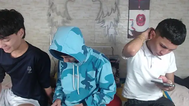 axel milo kairo and noa online show from 12/03/25, 09:14