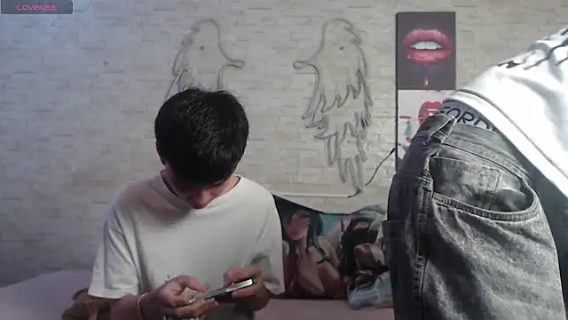 axel milo kairo and noa online show from 01/10/26, 07:42