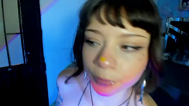 Snapshot of Anny-Bunny_ chatting on 11/13/25, 09:51 Anny-Bunny online show from 11/13/25, 09:51