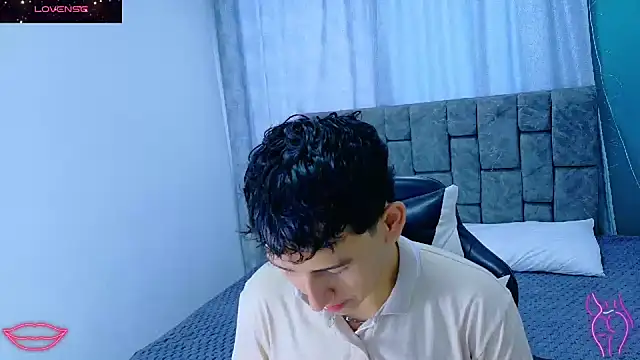 FelipeGonzalezz online show from 01/08/26, 12:22