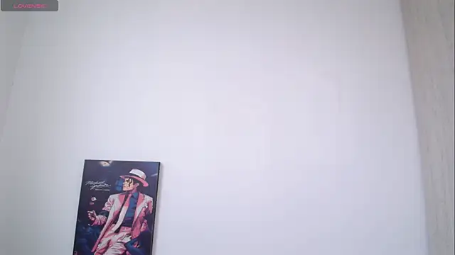Millie bobby online show from 06/17/26, 07:02