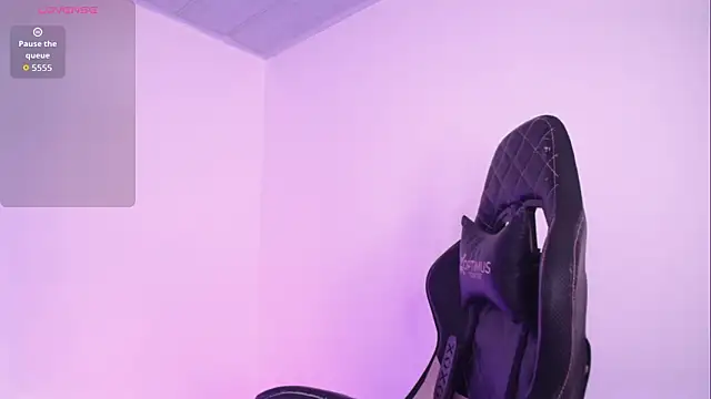 Millie bobby online show from 03/28/26, 03:24