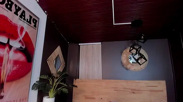 Velvet Dreamss online show from 02/14/26, 12:16