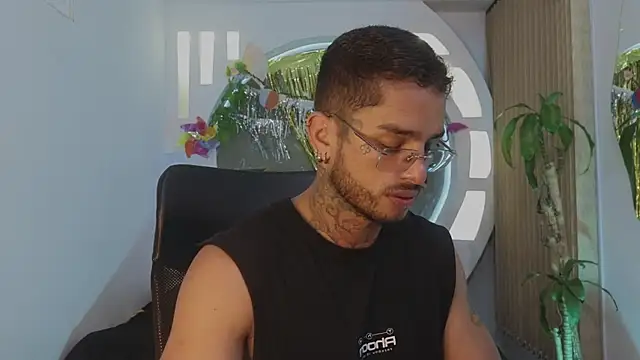 Alanrodgers online show from 04/05/26, 10:44