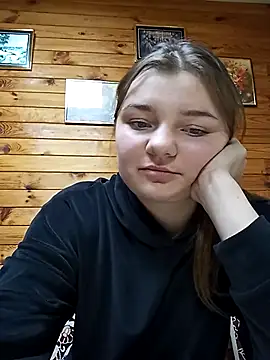 Viktoria kis online show from 11/12/25, 07:18