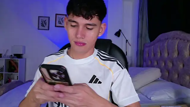 estebanperez 26 online show from 04/08/26, 11:01