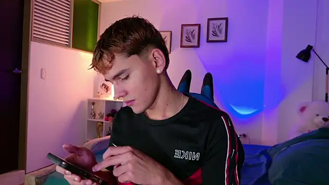 estebanperez 26 online show from 03/20/26, 10:38