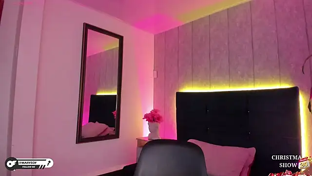 marysofff online show from 12/20/25, 12:02