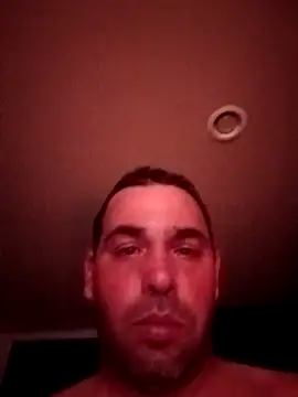 Snapshot of kam580 chatting on 11/11/25, 10:32 kam580 online show from 11/11/25, 10:32