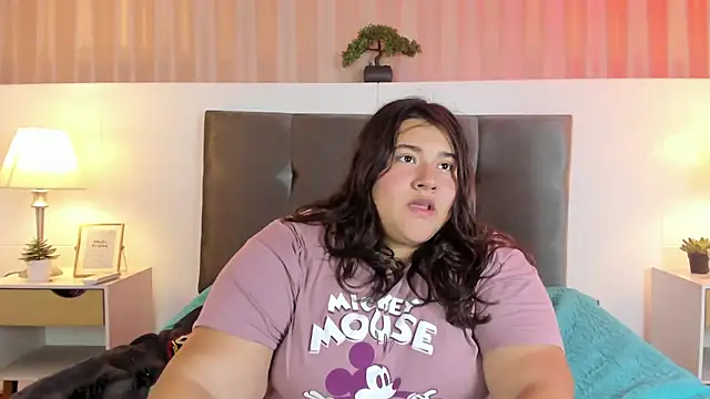 Candy lovelly online show from 11/23/25, 12:26