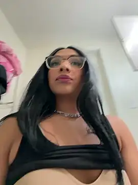 Ashleythelatina online show from 11/29/25, 10:32