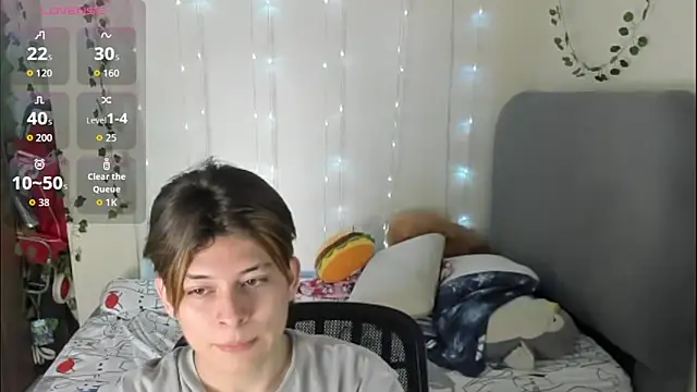 Felix kitty online show from 12/17/25, 07:19