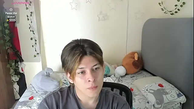 Felix kitty online show from 11/15/25, 06:56