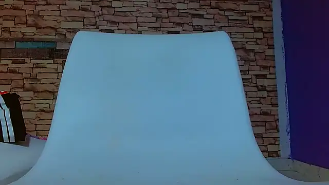 emysquirt online show from 12/19/25, 02:08